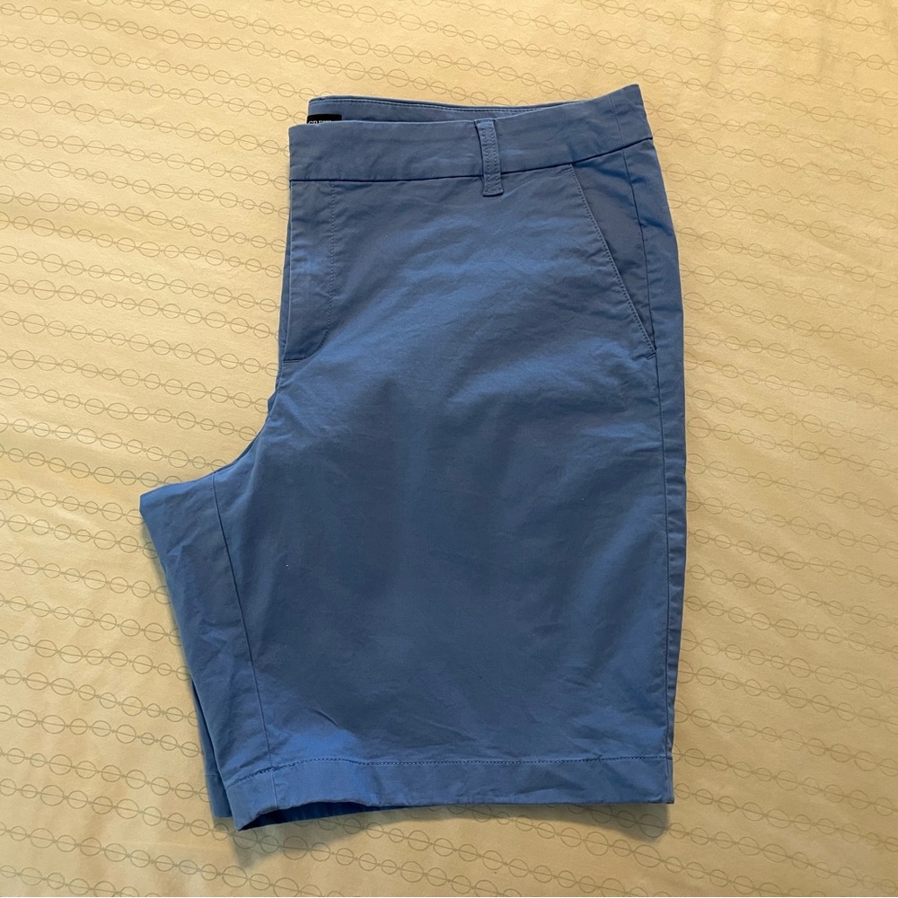 J Crew 9” Frankie Chino Shorts - Picture 3 of 6